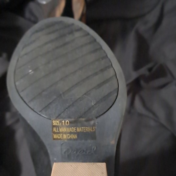 Qupid Heels - Picture 4 of 4